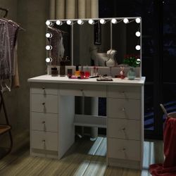 43.3" Modern Minimalist White Makeup Dressing Table with Mirror and Lights
