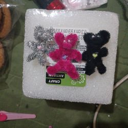 Bear Figures With Heart For Valentine's 