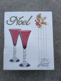 Noel Champagne flutes