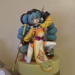 Hatsune Miku Noodle Stopper Anime Figure