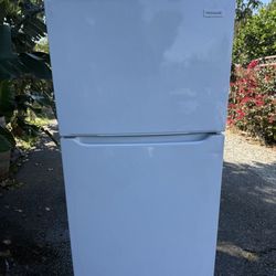 Frigidaire Refrigerator Fridge 