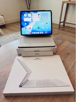 iPad Pro 12.9 3rd Gen, Space Gray, 512 GB, Wi-Fi & Cellular, includes Magic Keyboard, Apple Pencil, & Charger