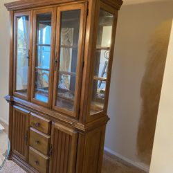 China Cabinet  Lighted Inside, Excellent Condition 