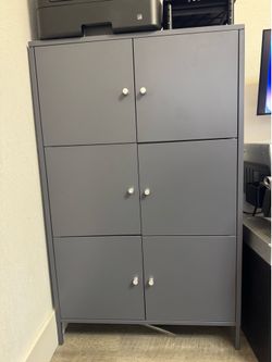 Metal cabinet