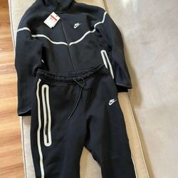 Black Reflective Nike Tech 