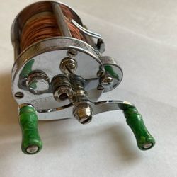 Old Pflueger Fishing Reel Casting Jeweled Orig. Line