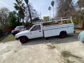 1989 Toyota Pick-Up