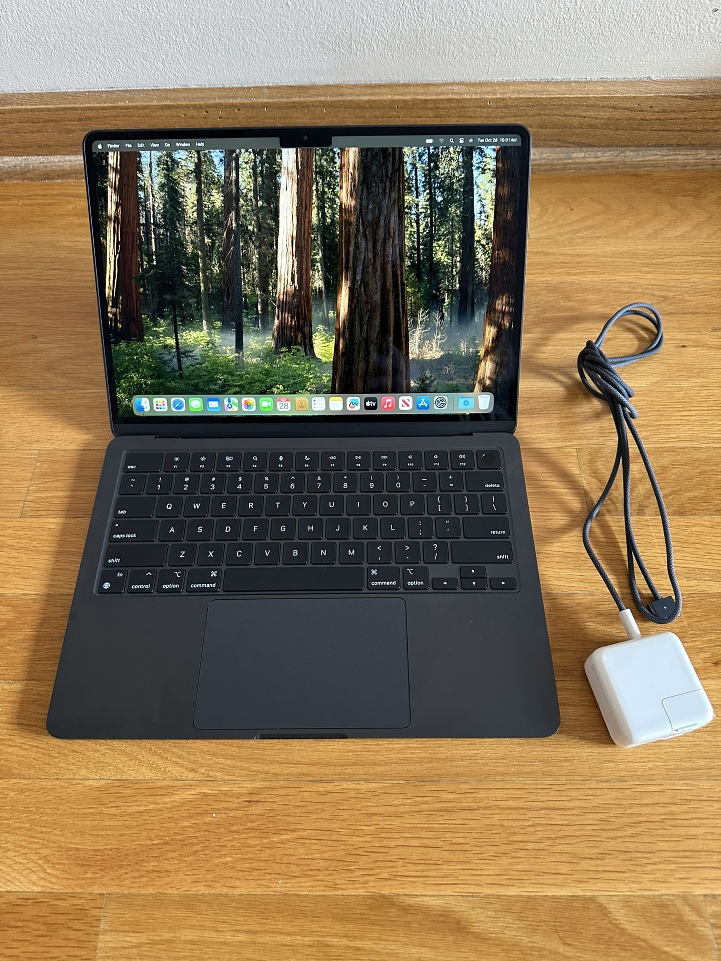 2022 MacBook Air M2 16gb RAM 256gb SSD