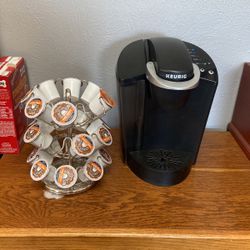 Keurig W K Cups And Holder