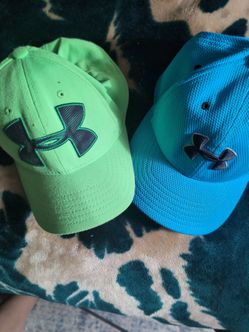 Caps
