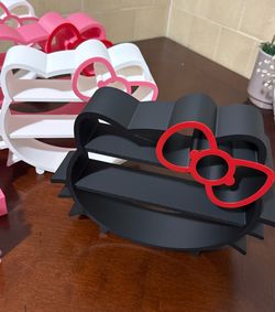 Hello kitty small shelf