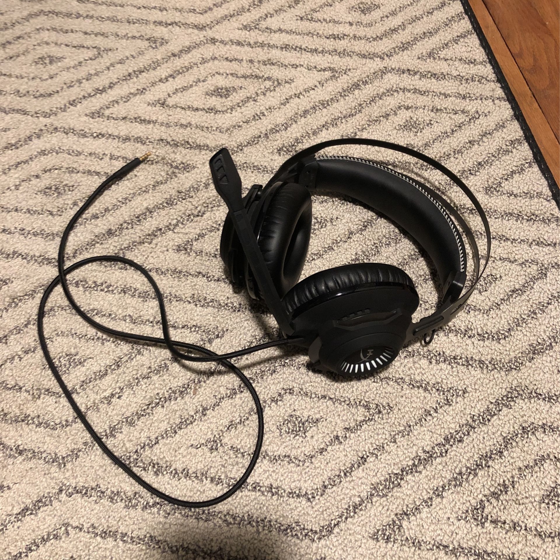 HyperX Cloud Revolver
