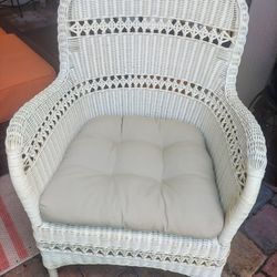 White Wicker Resin Chair