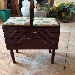 Sewing    Cabinet 