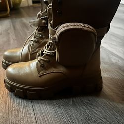 Women Plataform Cargo Boots!