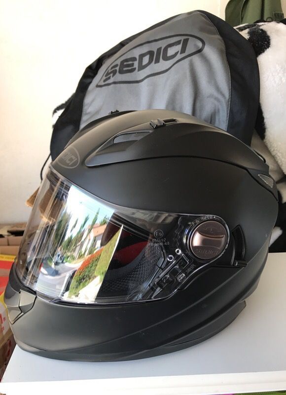 Large Sedici helmet