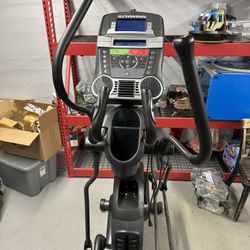 Schwinn 470 Elliptical Machine 