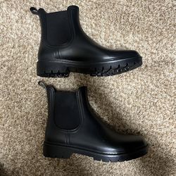 Black Serra Women’s Chelsea Rain Boots Size 7