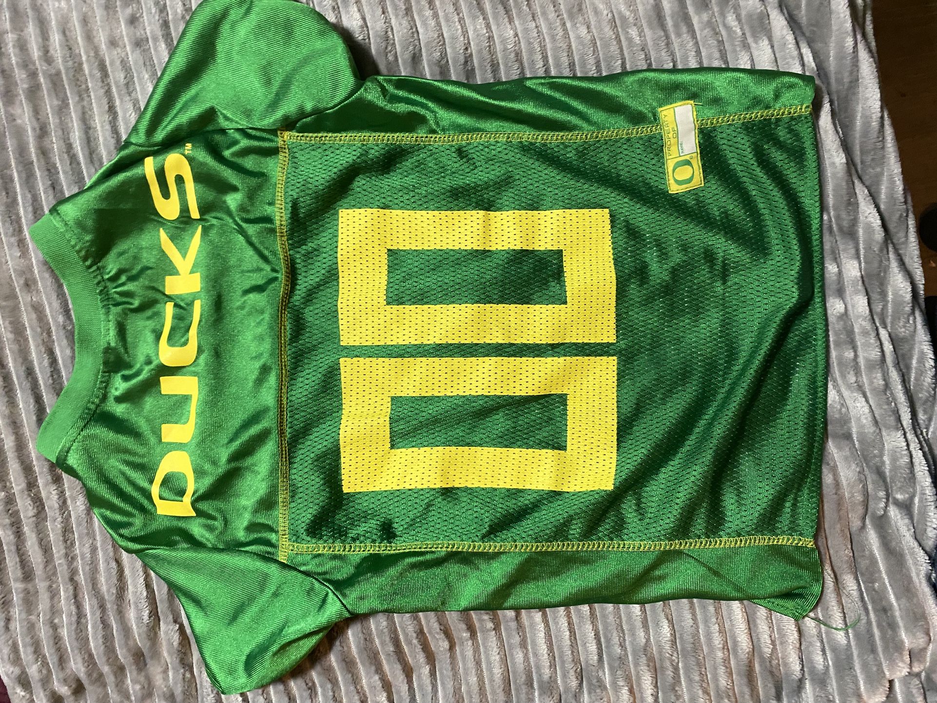 your pet for Christmas!!! Go Oregon Ducks Sz M