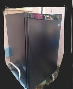 Upright fridge