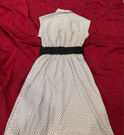 Hermoso vestido talla chica con cinturón de chaquira