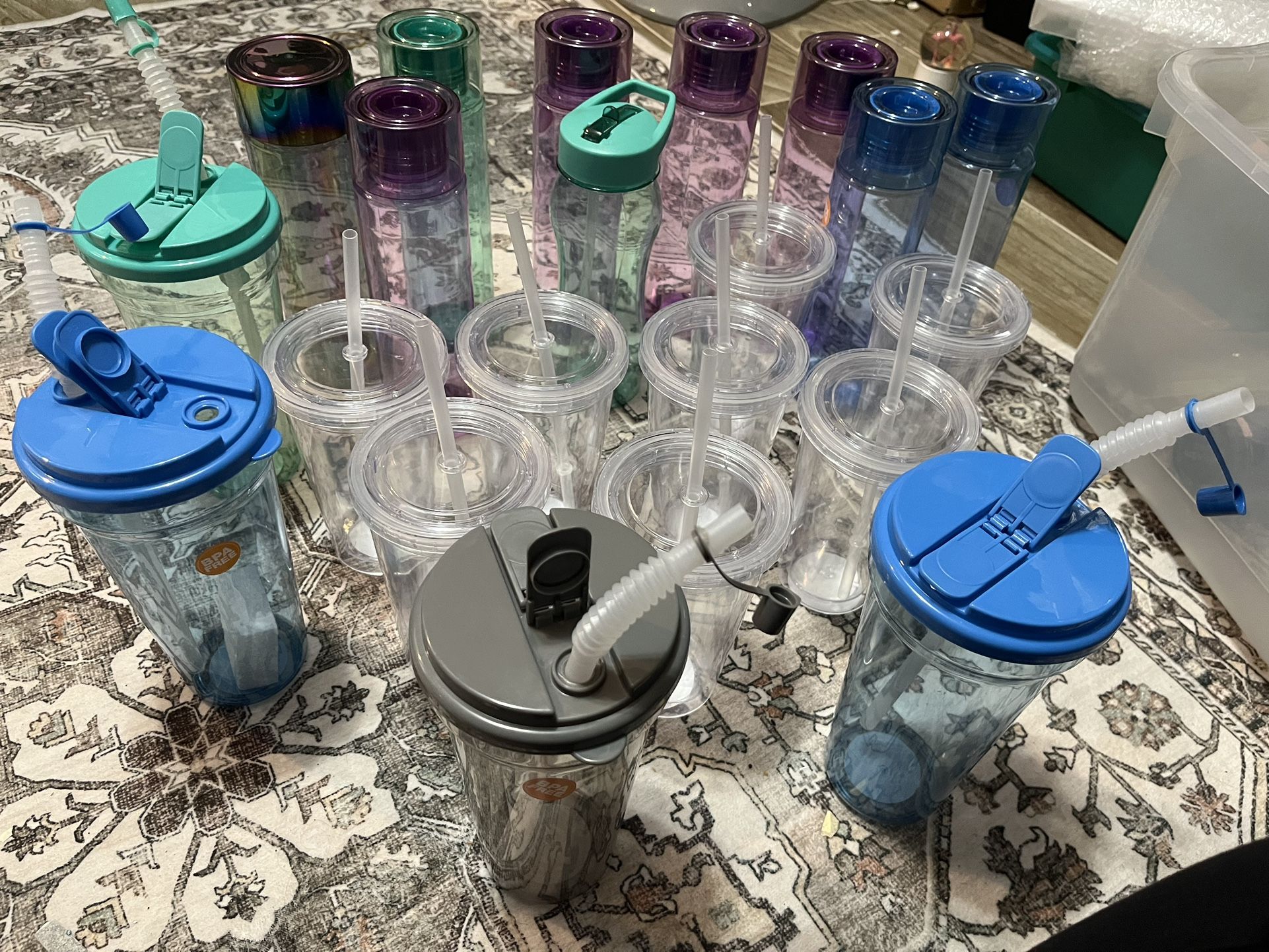 New Plastic Bottles And Cups 21 Total Take For $20 Firm Crafts 