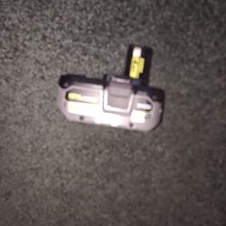 18 V RYOBI LITHIUM BATTERY 