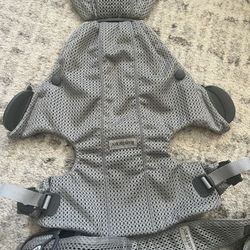 Baby Bjorn Carrier 