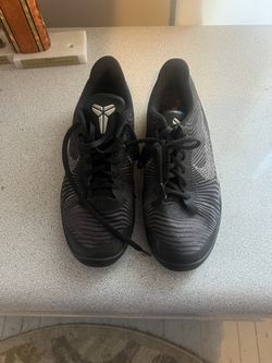 Nike Kobe Mamba Instinct Basketball Shoes – Size 7Y Youth / Women’s 8.5 – Black/Gray