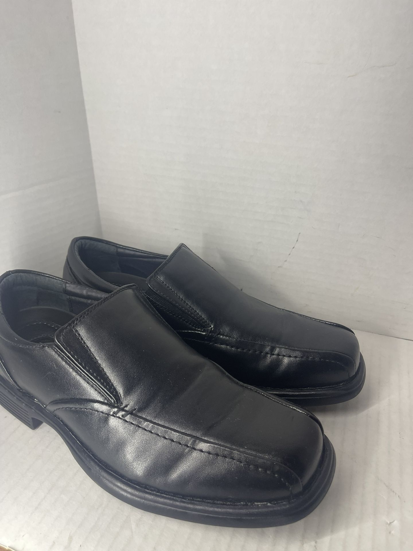 Tom Mcan signature footwear dress shoes