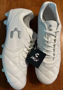 Brand New Charly Legendario 2.0 White Soccer Cleats Men Sizes 8, 9.5, 10.5, 11.5, 13