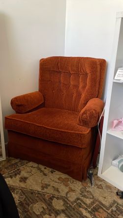 Vintage swivel chair