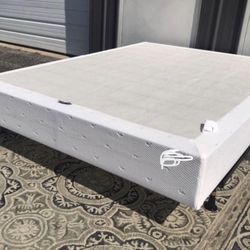 New In A Box KING Size Smart Box Spring ONLY 