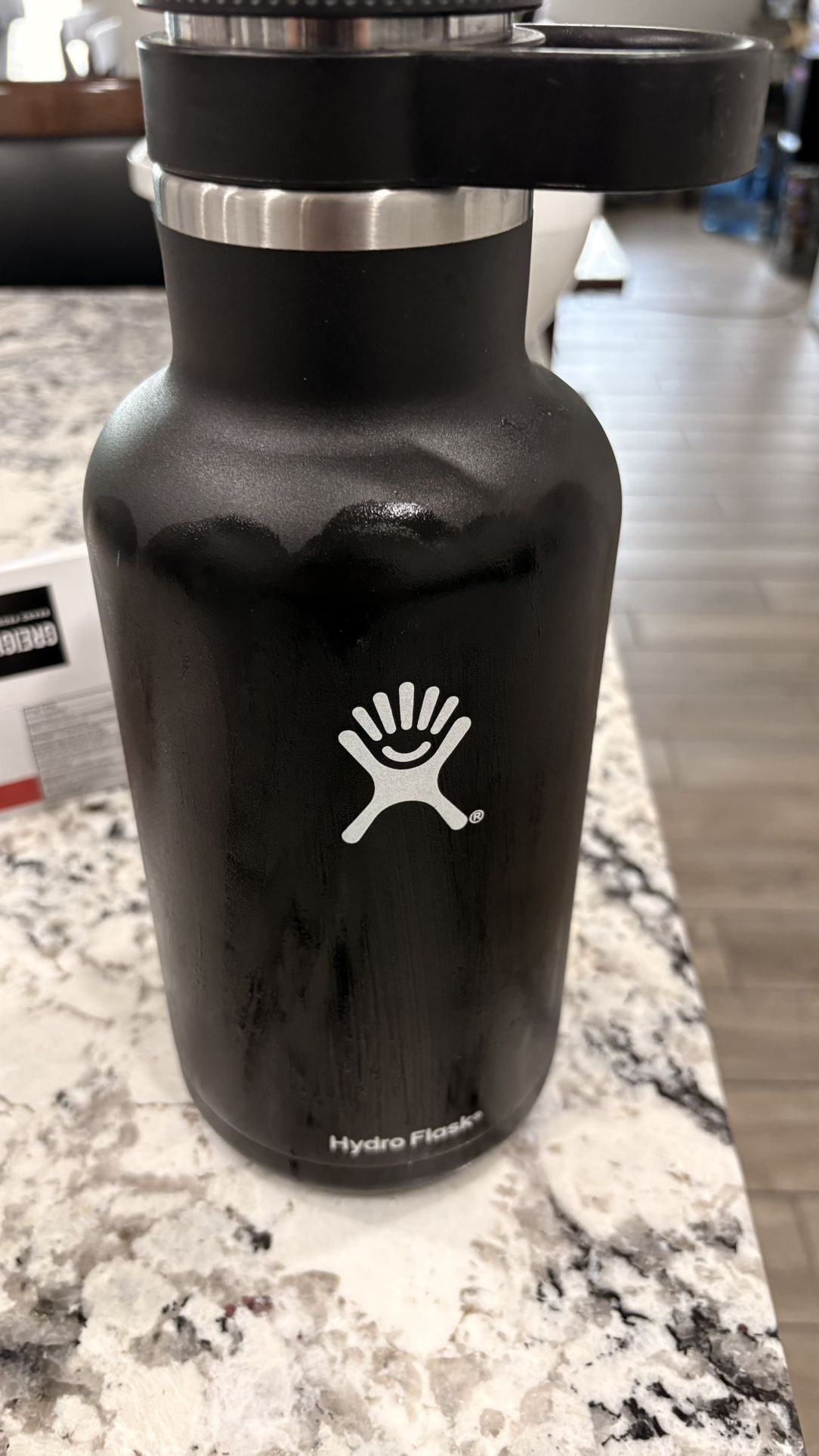 Hydro Flask Growler 