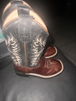 Cowboys Boots Size 10 T