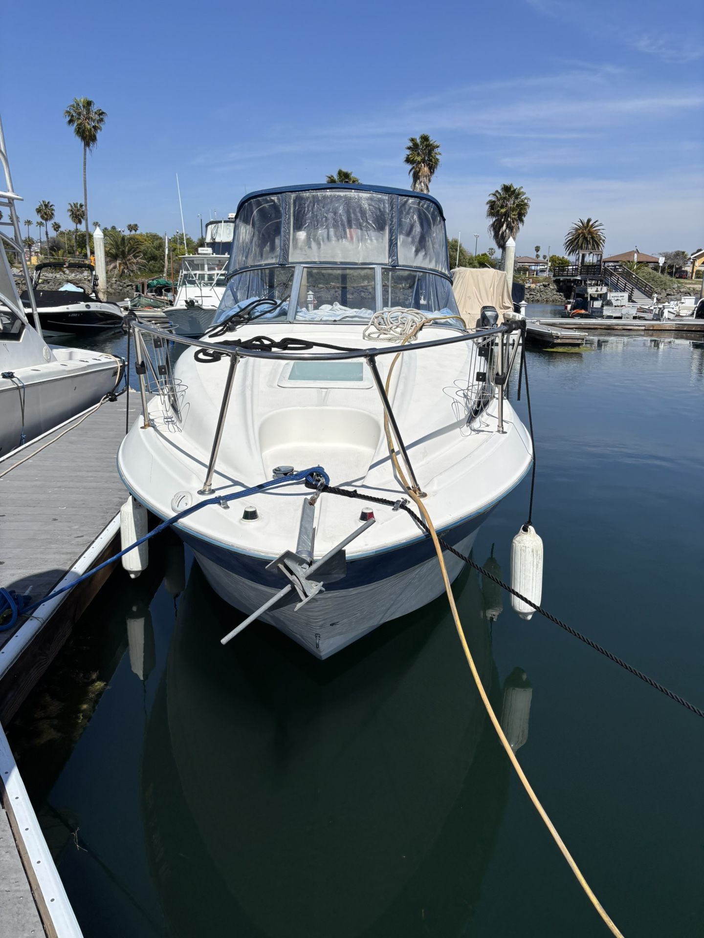 2005 Bayliner 245
