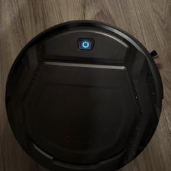 Robo Vacuum - Clean No Issues