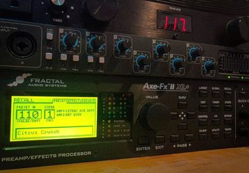 Fractal Audio Systems Axe-Fx 2 XL+ Preamp/Effects Processor