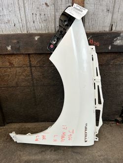 Toyota Mirai Fender Driver Side LH White 2016 - 2020 ; J466