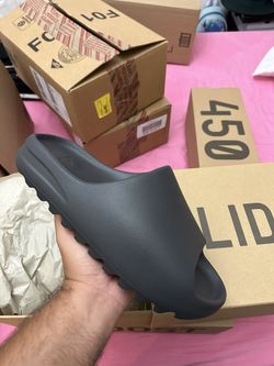 Yeezy Slides Size 12