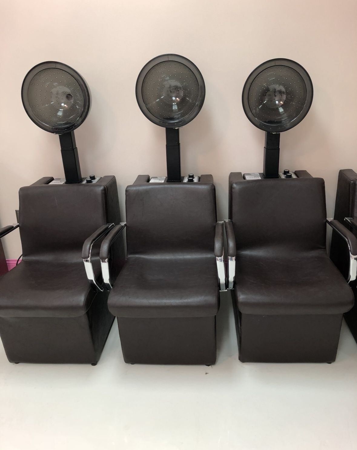 Salon Closing