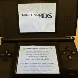 Nintendo DS lite works great