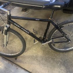 Gary Fisher Paragon Hard Tail Mountain Bike Size 26