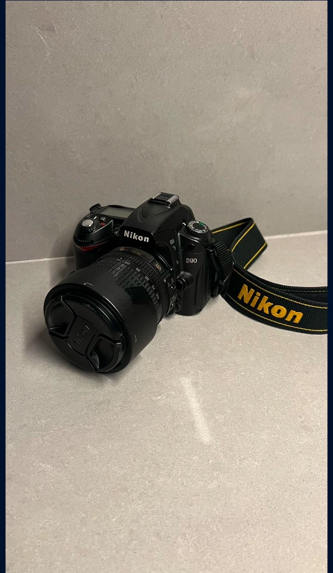 Nikon D90 With AF-S NIKKOR 18-105mm
