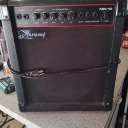 Harmony Mn-18  Guitar Amplifier 