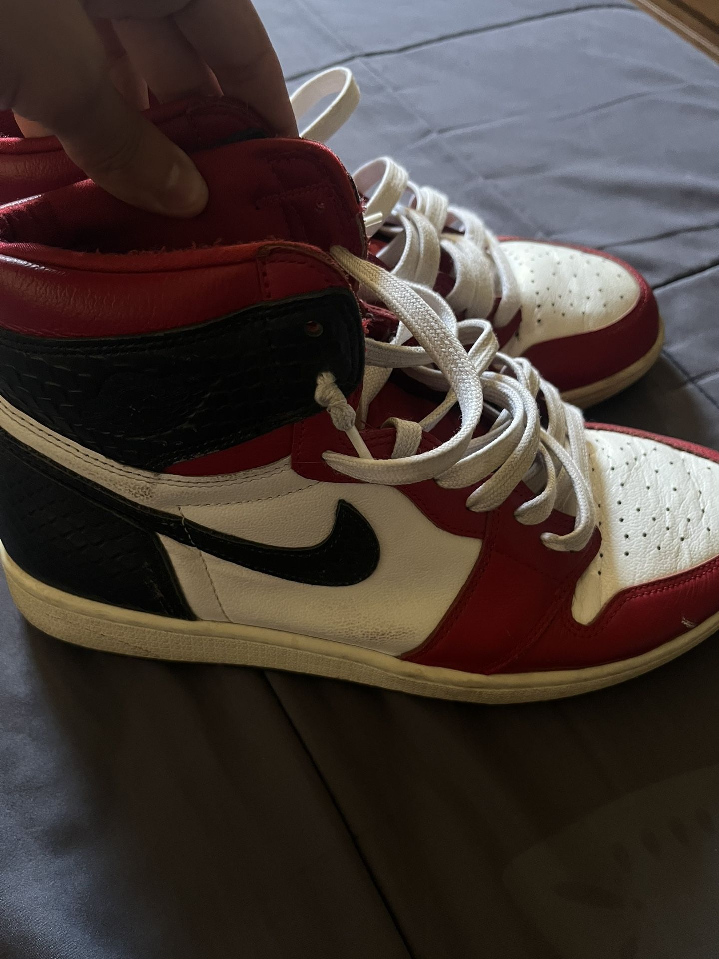 jordan 1 satin snake