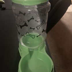 Animal Feeder