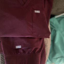 Figs Scrubs XL