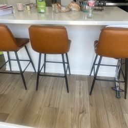 Barstool 