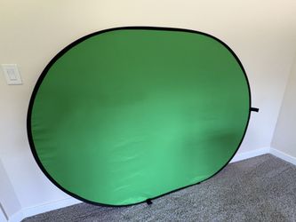 Oval Collapsible Photo Background
